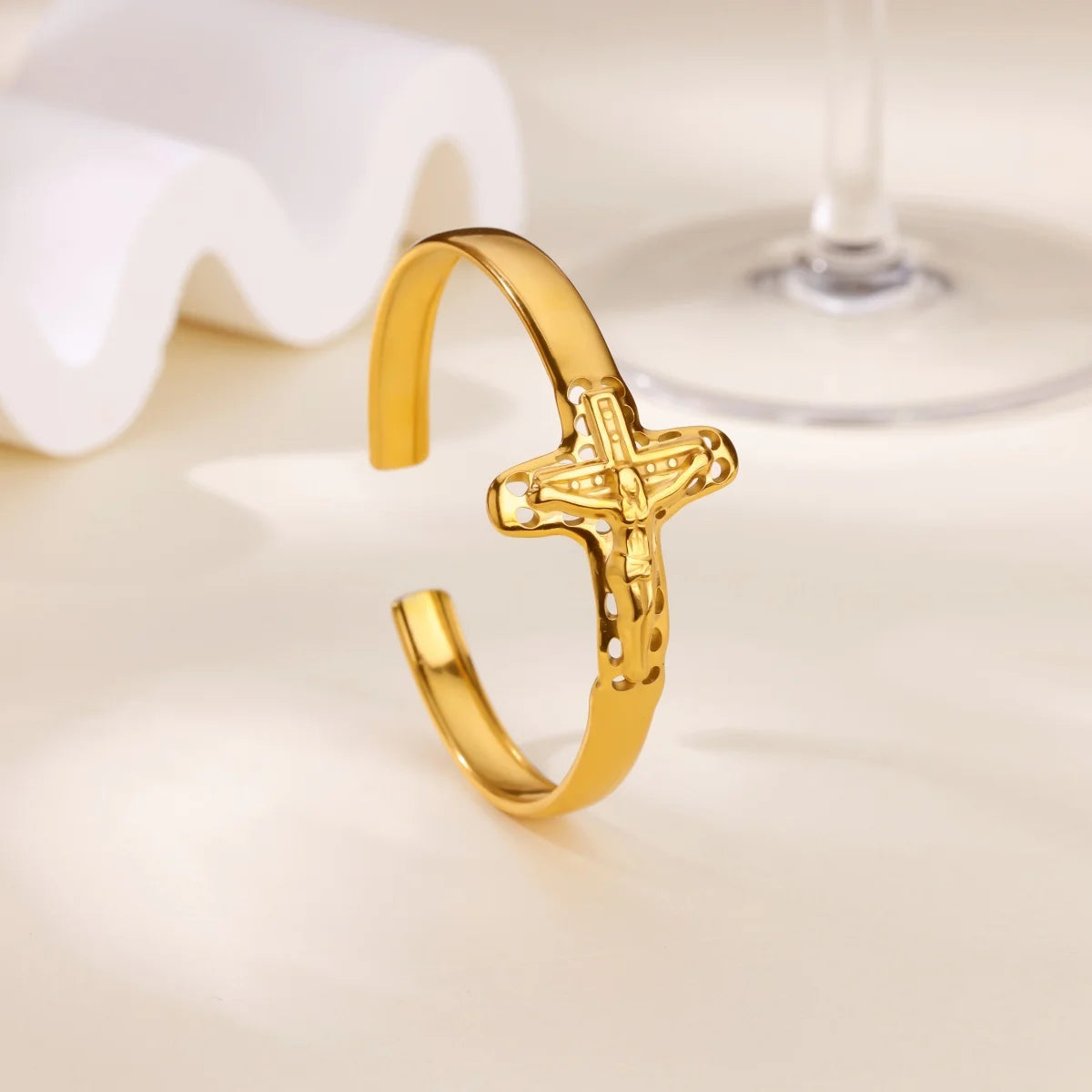 Stainless Steel Ankh Cross Bracelet For Women Men Gold Color Cross Cuff Bangles Vintage Egyptian Religion Jewelry Gifts