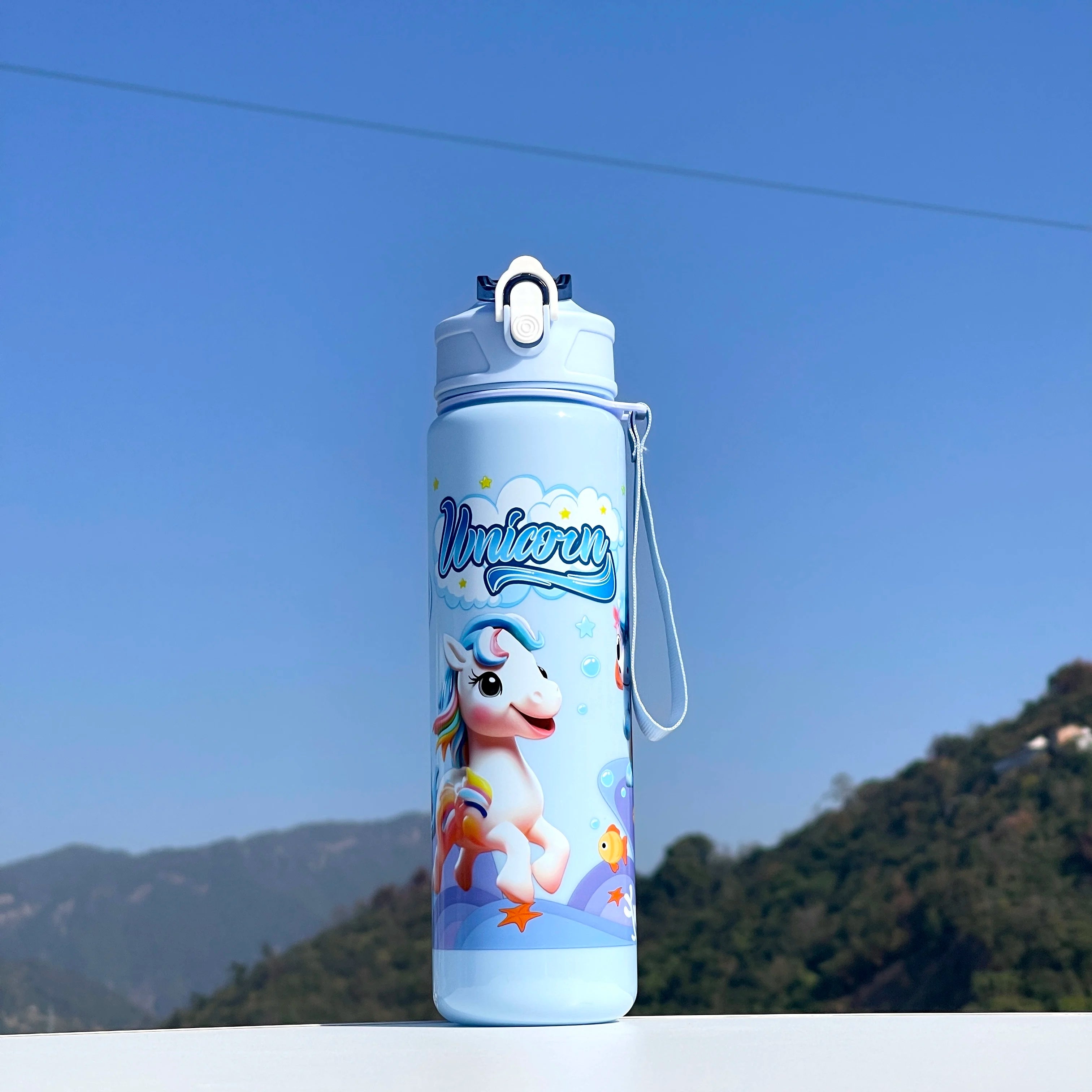 A Unicorn Straw Cup, Cute and Portable, with a Large Capacity, Especially Suitable for School Use, Sports, Outdoor Camping, Water Bottles, and Cups