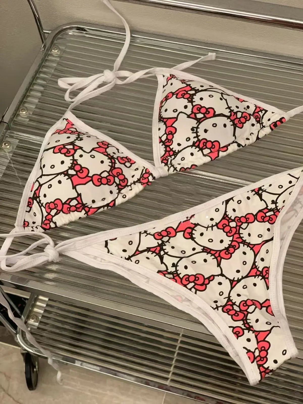 Hello Kitty Bikini Set Summer Beachwear Cute Cozy Y2K Style Swimsuit for Women Soft Strappy Panties Two Piece Swimsuit Bathing