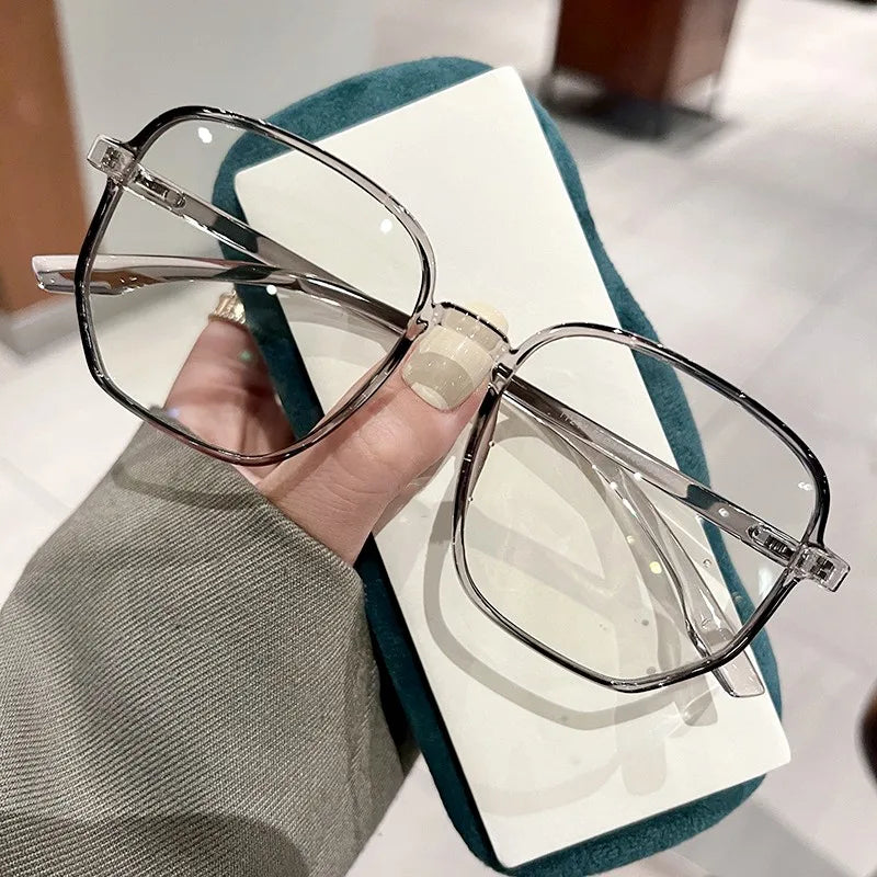 Stylish Women's Image Glasses Square Frame Transparent Eyeglasses Trendy Anti-blue Light Computer Goggles New Fake Eyeware