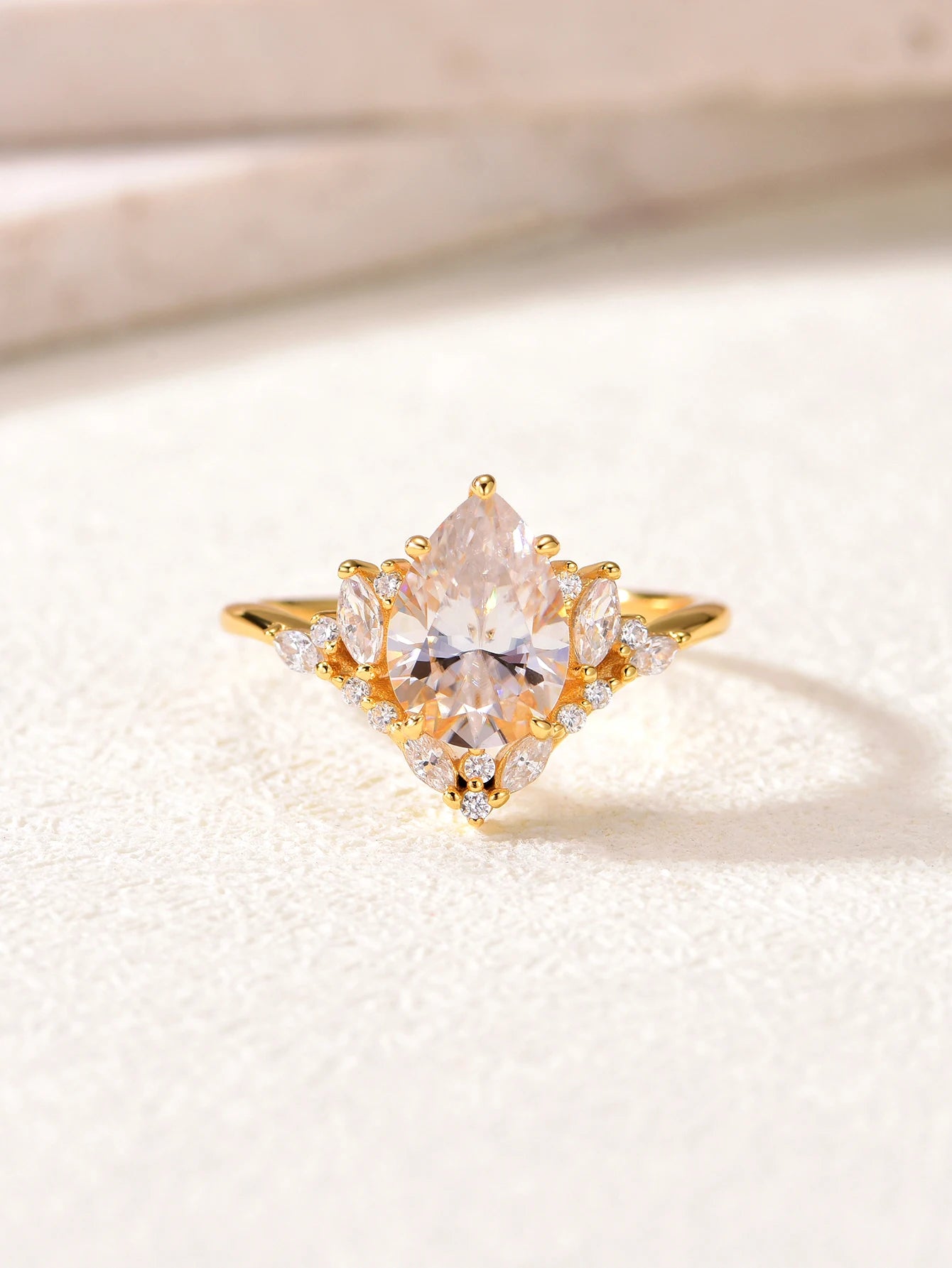 S925 Sterling Silver Water Drop 2CT Moissanite Ring Set Fine Jewelry Gold Plated 18k Suitable for Gift Giving Birthday Gift