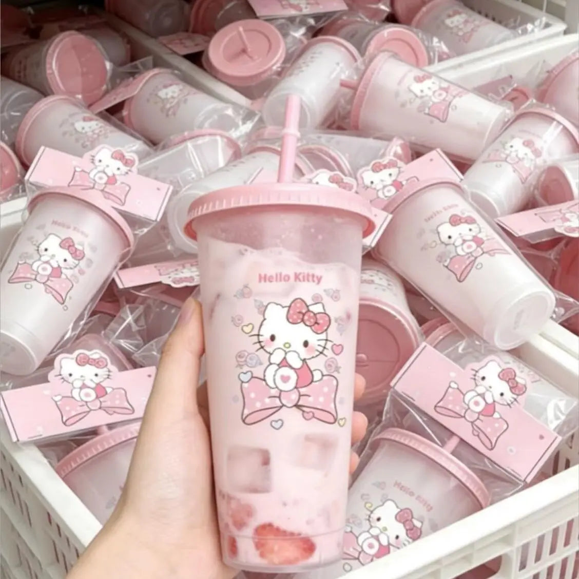 Anime Summer Pink Hello Kitty Frosted Straw Coffee Cup Unique High Aesthetic Large Capacity Girls Cold Drink Tumbler Sanrio 2026