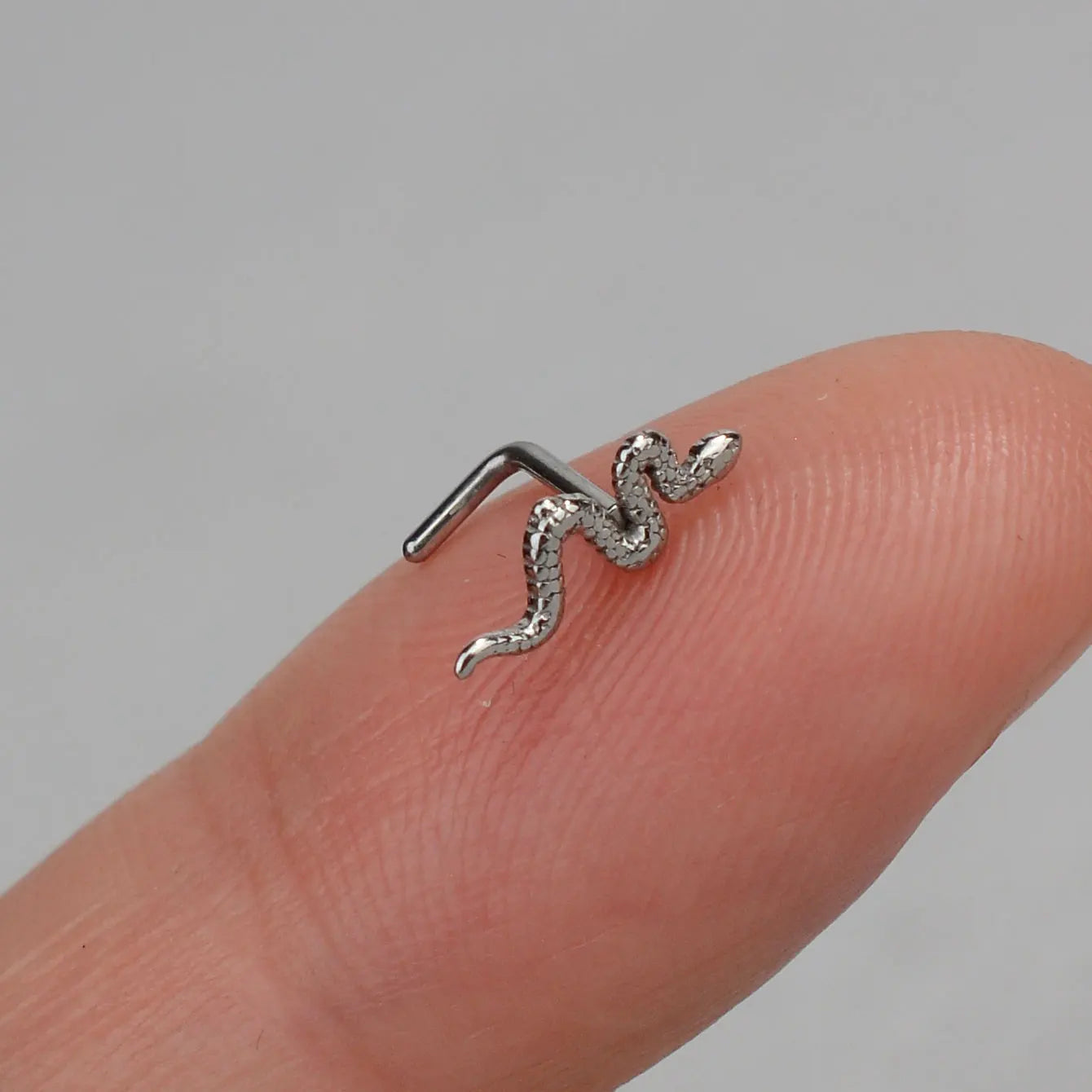1PC Stainless Steel CZ Nose Ring L Shape Nose Studs Spider Snake Bow Flower Leaf Nostril Nose Piercing Body Jewelry  For Women