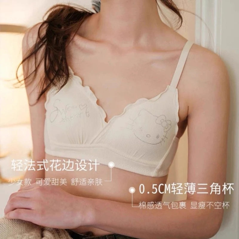 Kawai Sanrio Hello kitty cartoon cute youth underwear small breasts gathered breathable thin bra without steel rings new style
