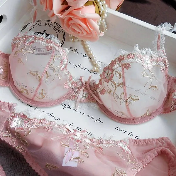 Luxury European and American Underwear Women Thin Big Size Sexy Bra Big Chest Small Lace Transparent Bra Set Perspective Winter