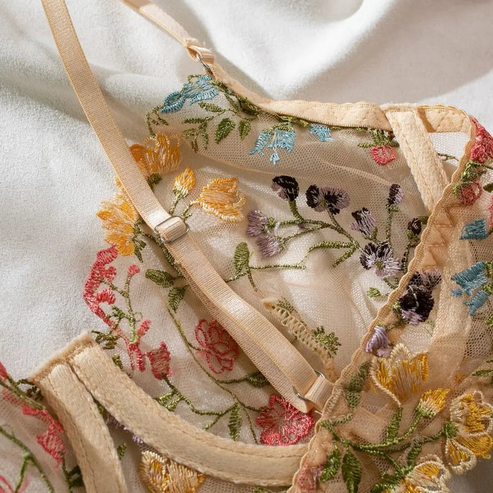 Floral Embroidery Wireless Bra & Panty Set