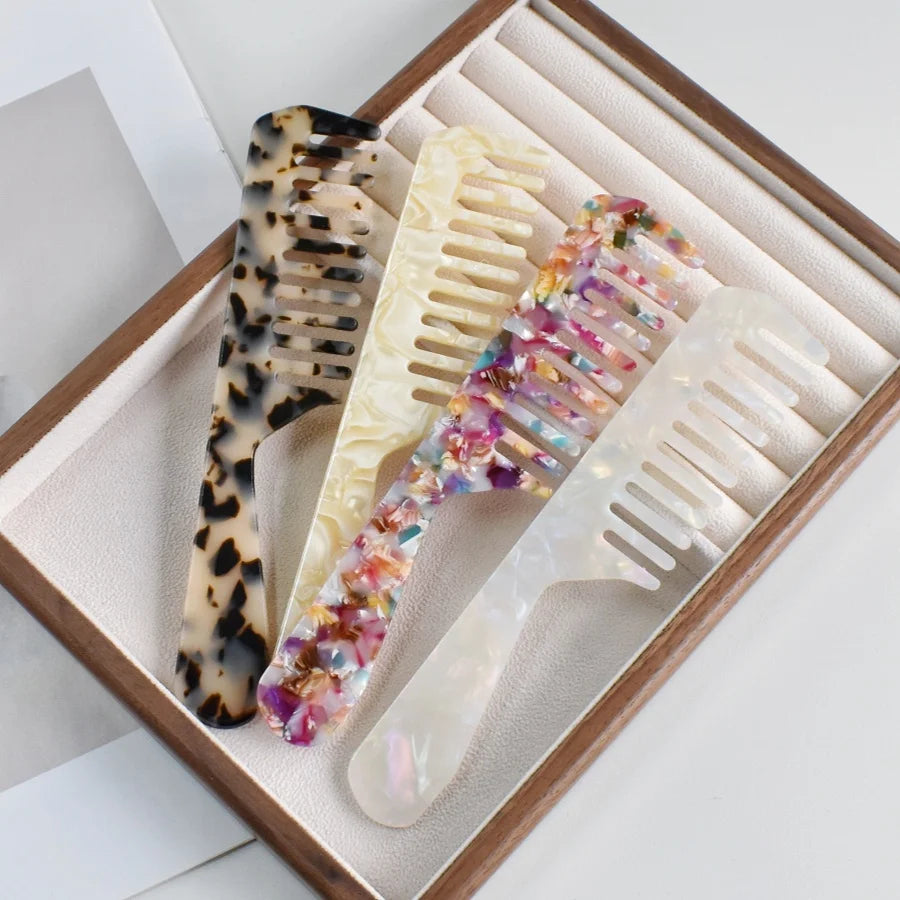 1PC Women's Multicolor acetate Long handle Wide Teeth Smooth comb Portable comb Comfortable handle Holiday gift casual