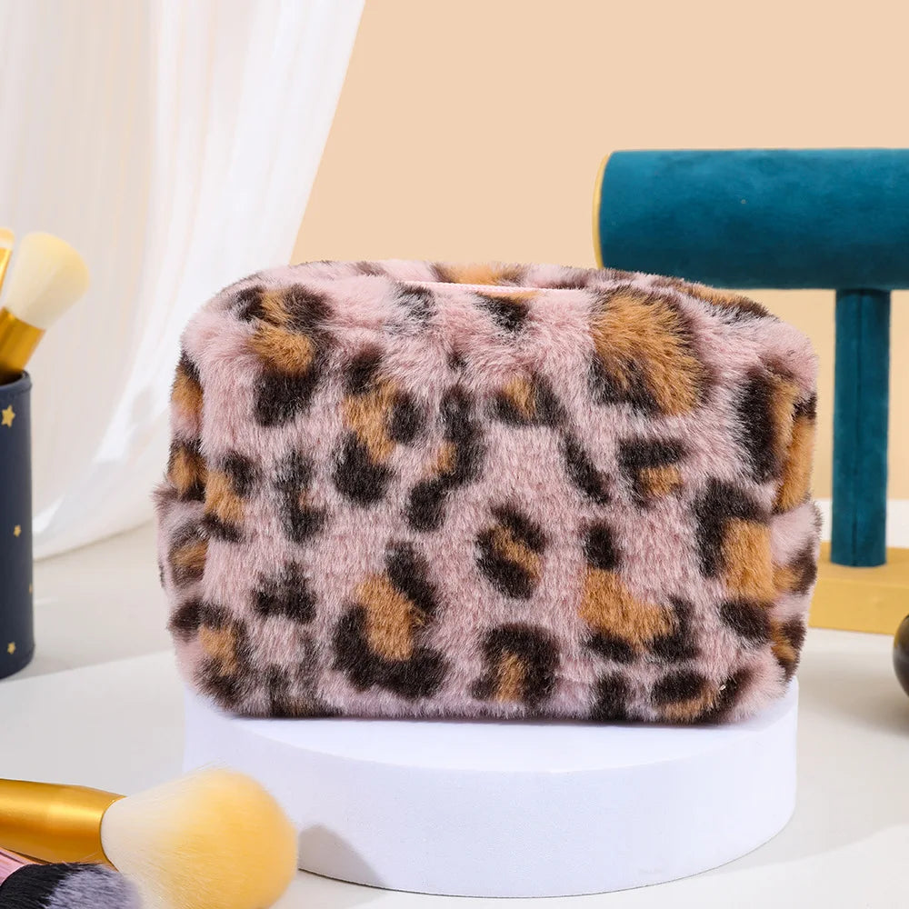 New Leopard Print Soft Plush Cosmetic Bag Makeup Bag Portable Toiletries Skincare Product Storage Bag Travel Makeup Organizer