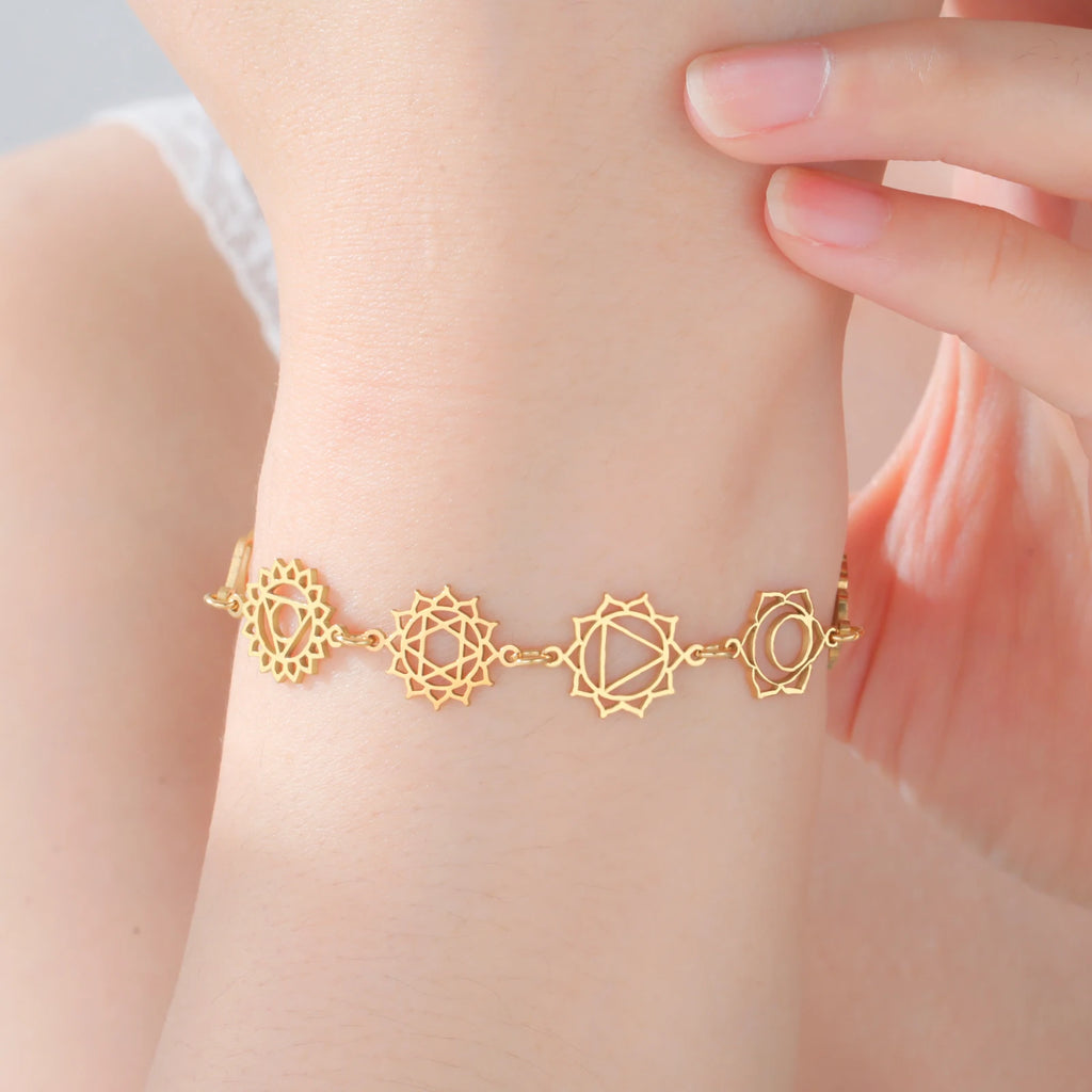 Cazador Yoga 7 Chakra Flower Charms Women's Bracelets Stainless Steel Gold Color Jewelry Hand Bracelet Meditation Amulet Gifts