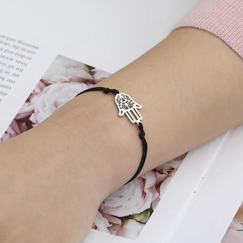 Skyrim Amulet Hamsa Hand of Fatima Bracelets on Hand Gold Color Women's Bracelet Stainless Steel Islamic Lucky Jewelry Gift 2025