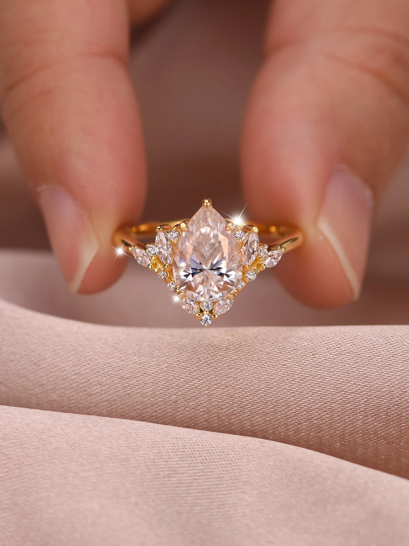 S925 Sterling Silver Water Drop 2CT Moissanite Ring Set Fine Jewelry Gold Plated 18k Suitable for Gift Giving Birthday Gift