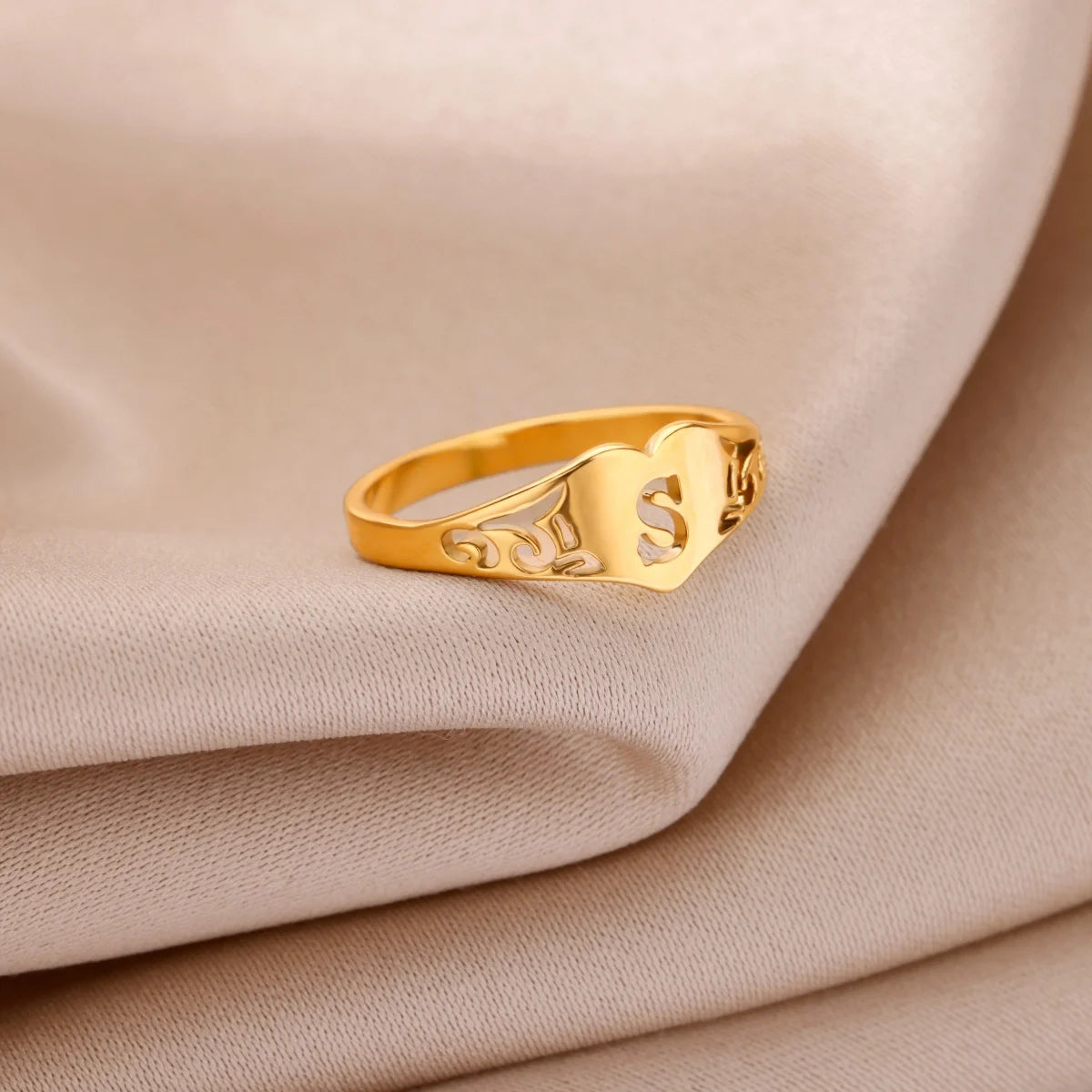 Initial A-Z Letter Rings For Women Gold Color Stainless Steel Heart Alphabet Name Finger Ring Punk Birthday Jewelry Gift Femme