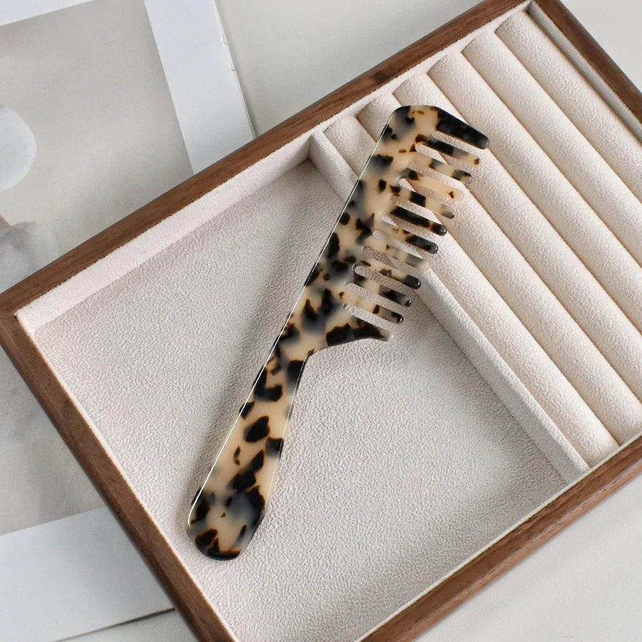 1PC Women's Multicolor acetate Long handle Wide Teeth Smooth comb Portable comb Comfortable handle Holiday gift casual